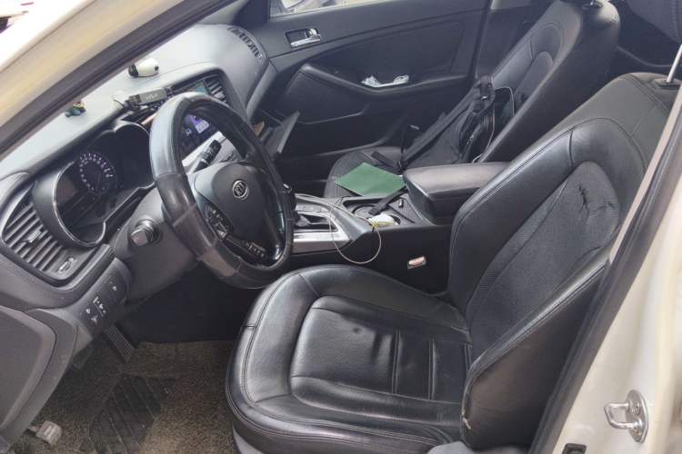 Used Kia K5 2011 2.0L Automatic GLS Left Front Seat
