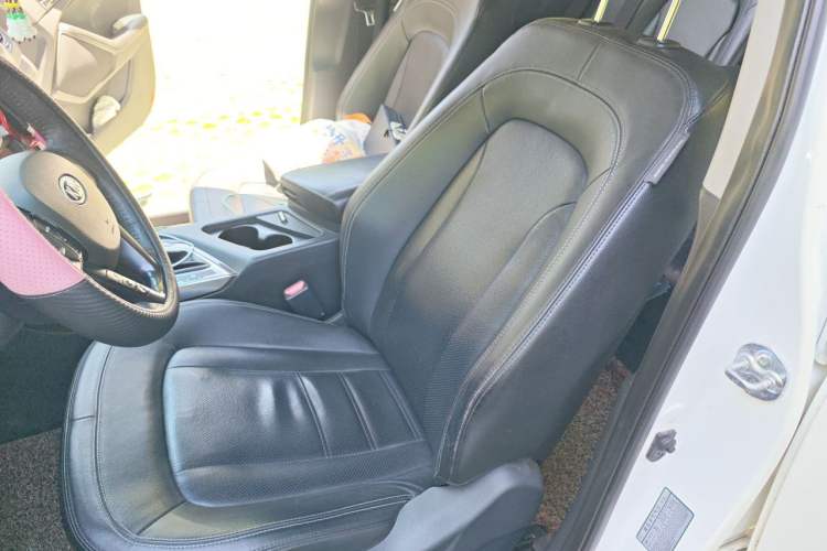 Used Kia K5 2011 2.0L Automatic DLX Left Front Seat