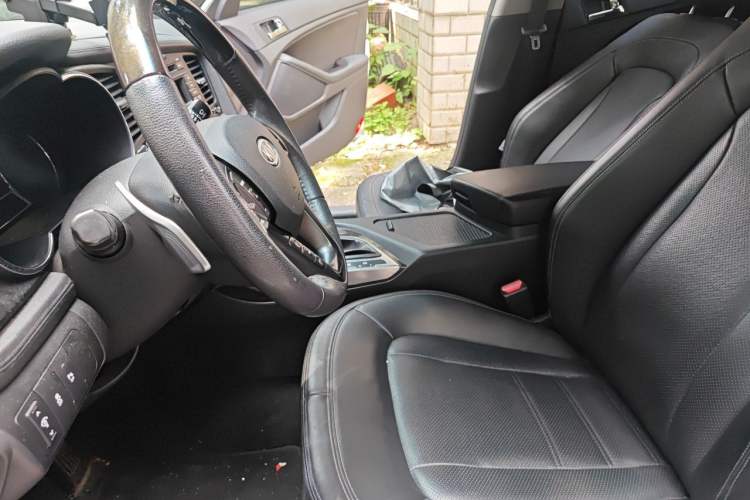 Used Kia K5 2011 2.0L Automatic Premium Left Front Seat