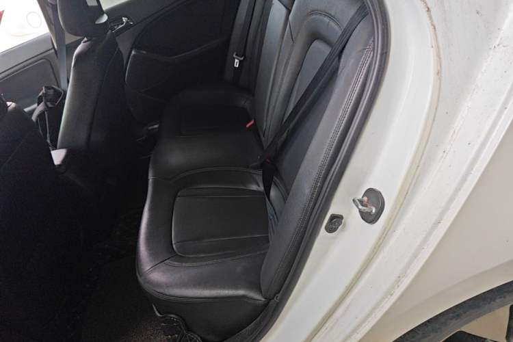 Used Kia K5 2011 2.0L Automatic DLX Left Rear Seat