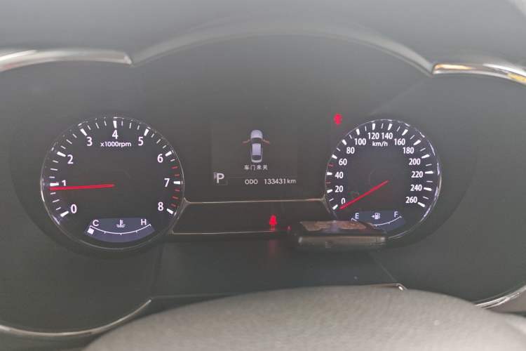 Used Kia K5 2011 2.0L Automatic DLX Odometer Close Up