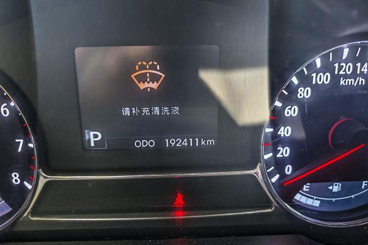 Used Kia K5 2011 2.0L Automatic DLX Odometer Close Up