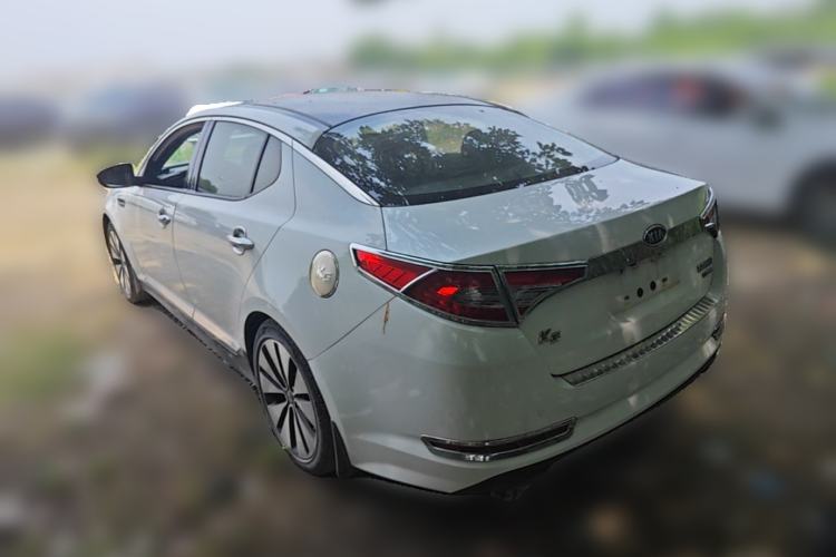 Used Kia K5 2011 2.0L Automatic DLX Rear Left 45 Deg