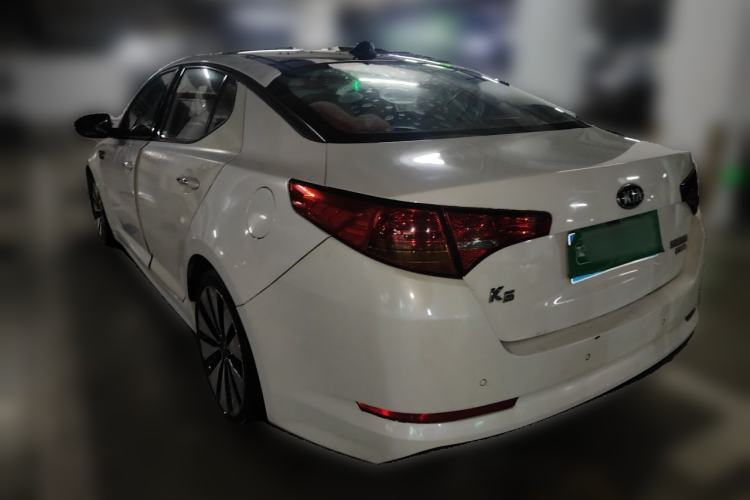 Used Kia K5 2011 2.0L Automatic DLX Rear Left 45 Deg