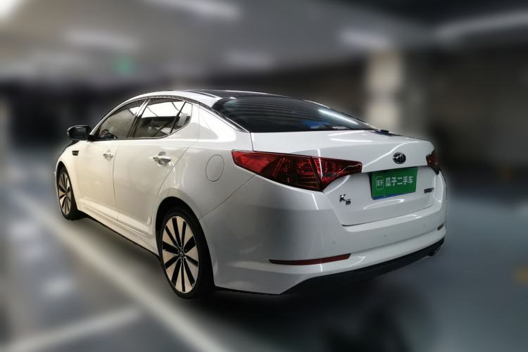 Used Kia K5 2011 2.0L Automatic DLX Rear Left 45 Deg