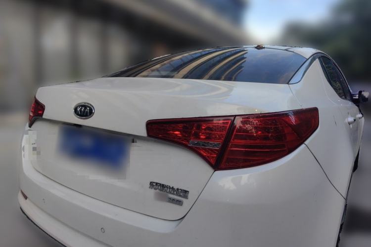 Used Kia K5 2011 2.0L Automatic DLX Rear Right 45 Deg