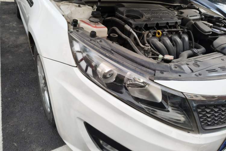 Used Kia K5 2011 2.0L Automatic GLS Right Front Headlight