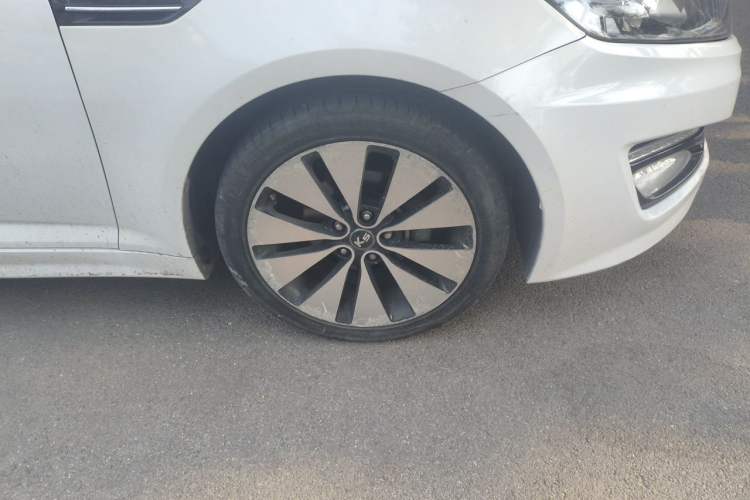 Used Kia K5 2011 2.0L Automatic TOP Right Front Wheel Hub