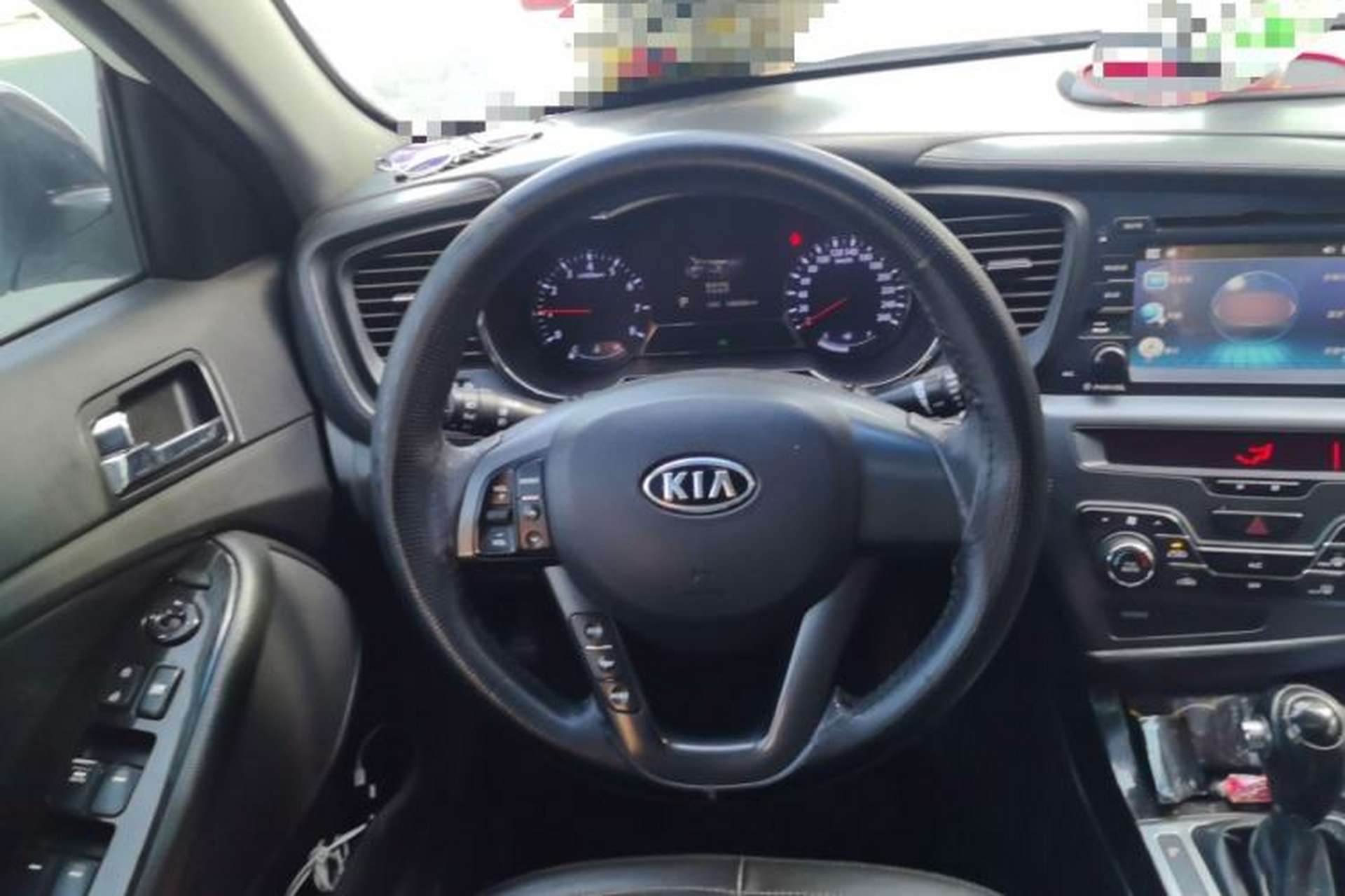 Used Kia K5 2011 2.0L Automatic DLX Steering Wheel