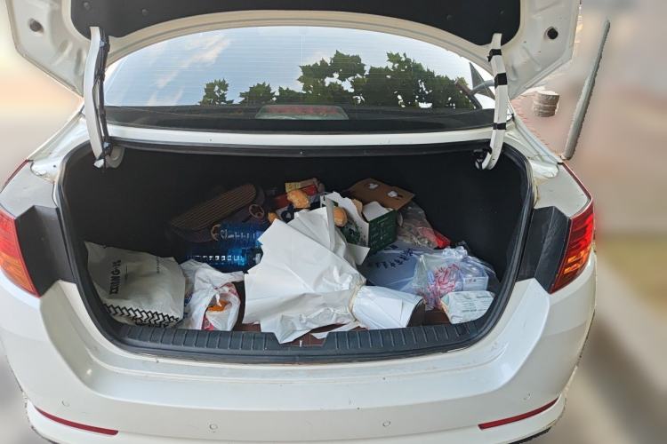 Used Kia K5 2011 2.0L Automatic TOP Trunk