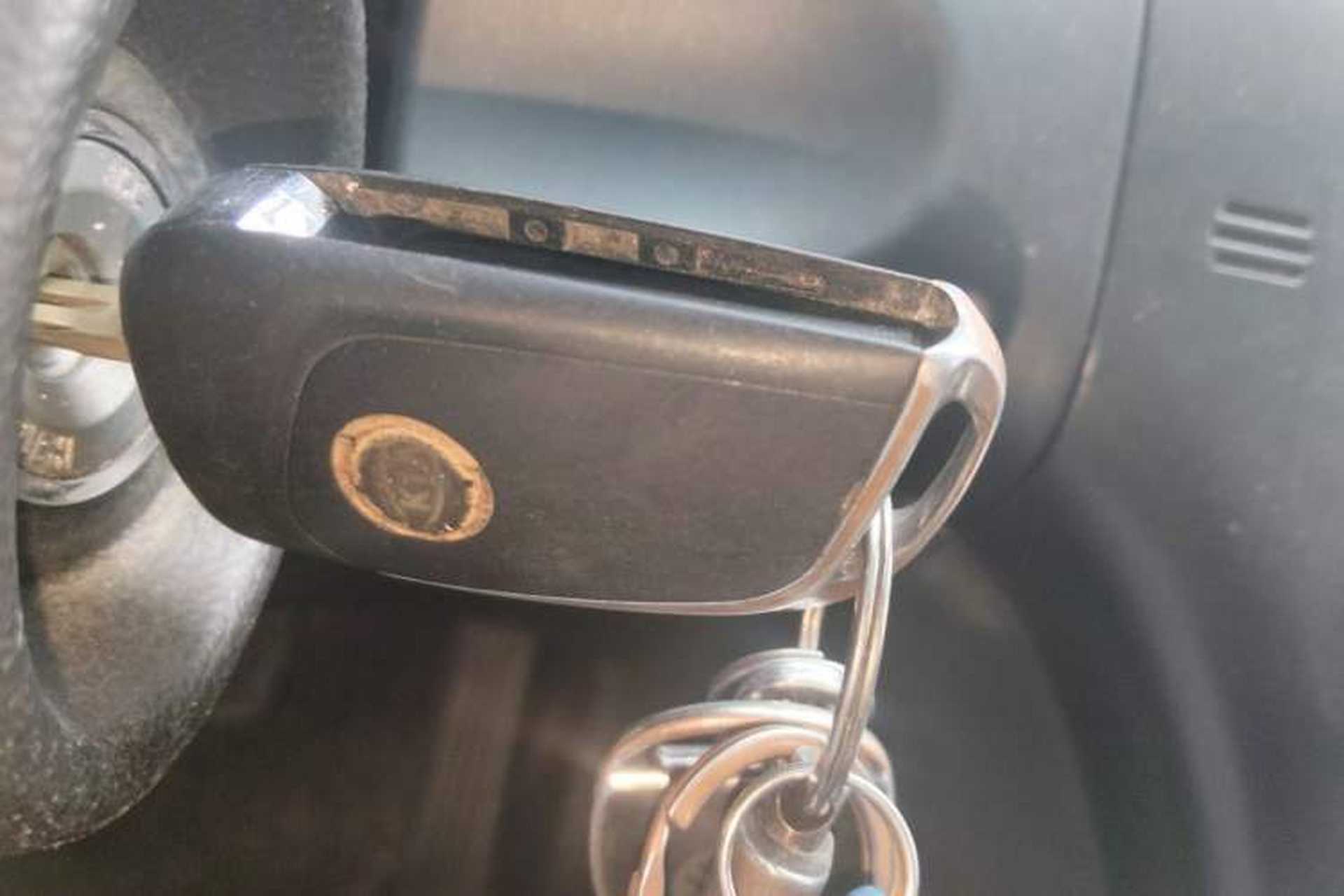 Used Kia K5 2011 2.0L Automatic GLS Vehicle Key