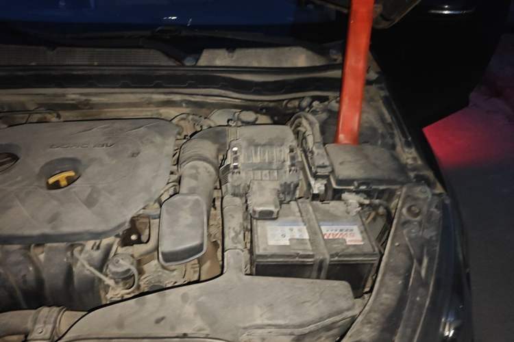 Used Kia K5 2012 2.0L Automatic GL Engine Bay Left