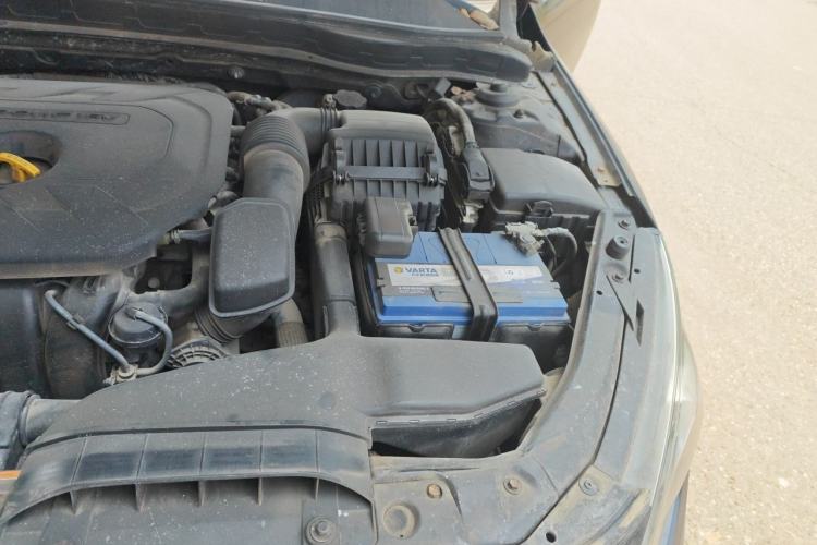 Used Kia K5 2012 2.0L Automatic DLX Engine Bay Left
