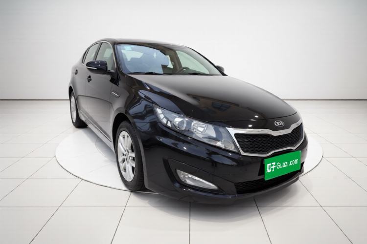 Used Kia K5 2012 2.0L Automatic GL Front Right 45 Deg