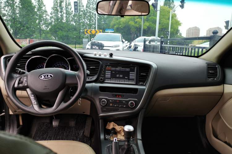 Used Kia K5 2012 2.0L Manual GL Headliner