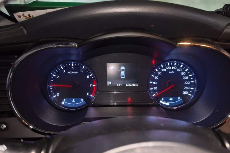 Used Kia K5 2012 2.0L Automatic DLX Instrument Cluster