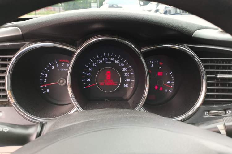 Used Kia K5 2012 2.0L Manual GL Instrument Cluster