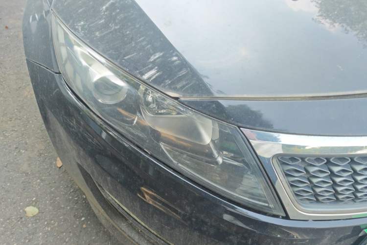 Used Kia K5 2012 2.0L Automatic DLX Right Front Headlight