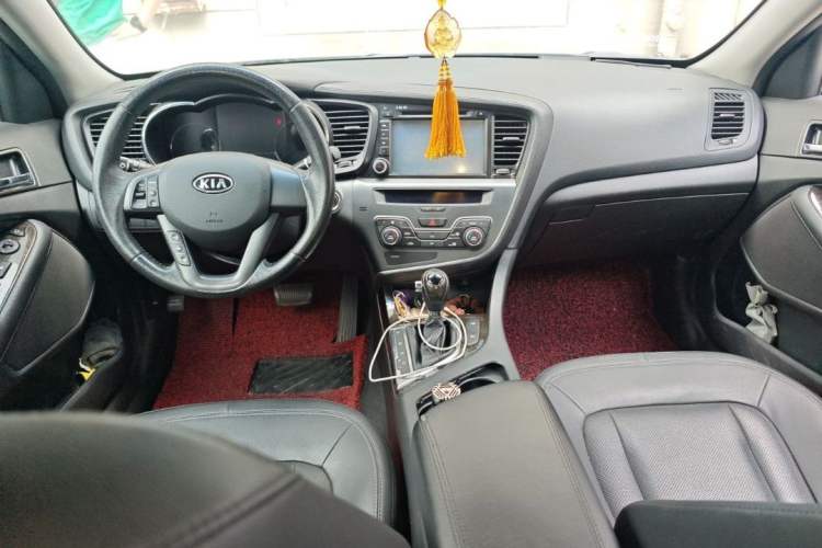 Used Kia K5 2012 2.0L Automatic DLX Right Front Seat