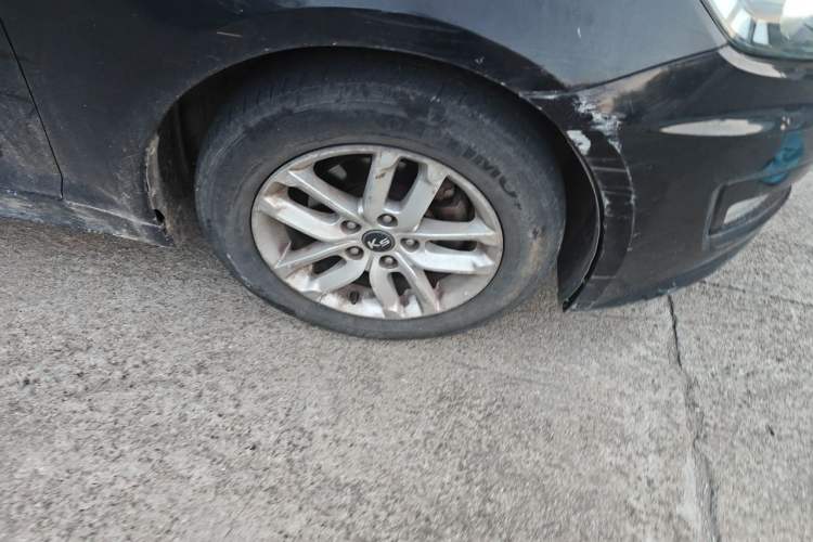 Used Kia K5 2012 2.0L Automatic GL Right Front Wheel Hub