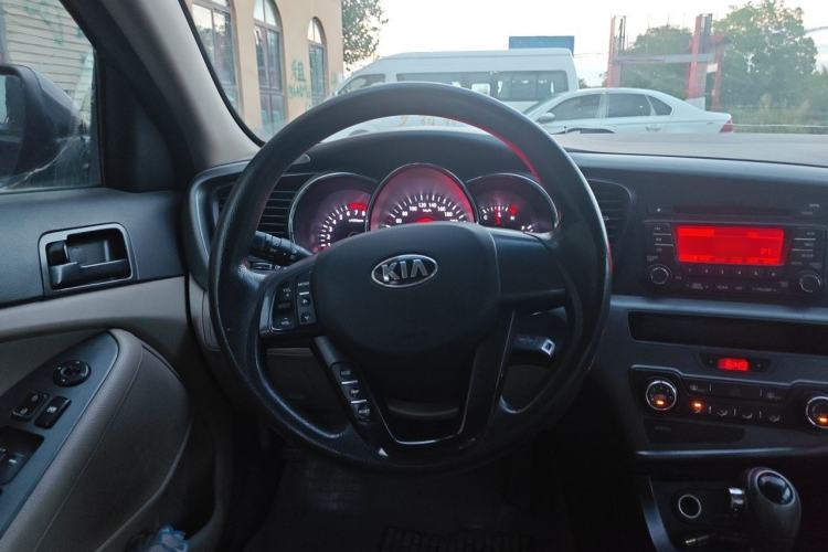Used Kia K5 2012 2.0L Automatic GL Steering Wheel