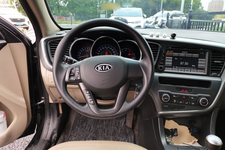Used Kia K5 2012 2.0L Manual GL Steering Wheel