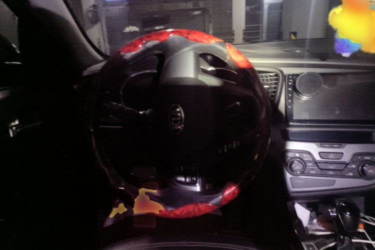 Used Kia K5 2012 2.0L Automatic DLX Steering Wheel