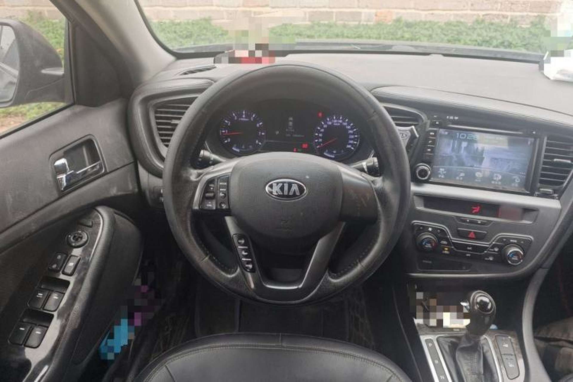 Used Kia K5 2012 2.0L Automatic DLX Steering Wheel