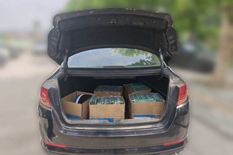 Used Kia K5 2012 2.0L Automatic GL Trunk