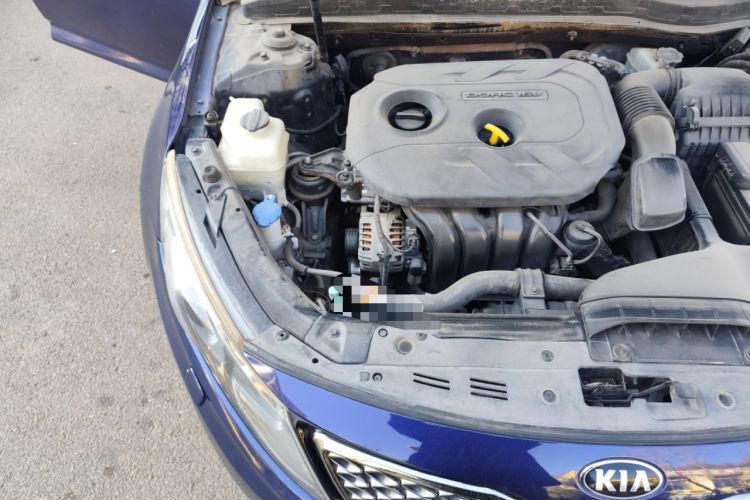 Used Kia K5 2012 2.0L Automatic Premium Engine Bay Right