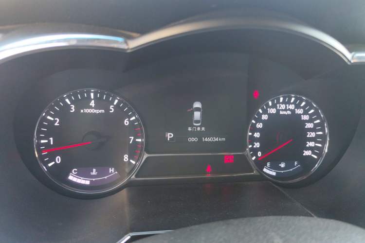 Used Kia K5 2012 2.0L Automatic Premium Odometer Close Up
