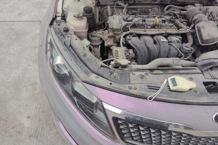 Used Kia K5 2012 2.0L Automatic DLX Engine Bay Right