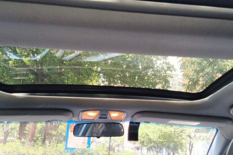 Used Kia K5 2012 2.0L Automatic DLX Headliner