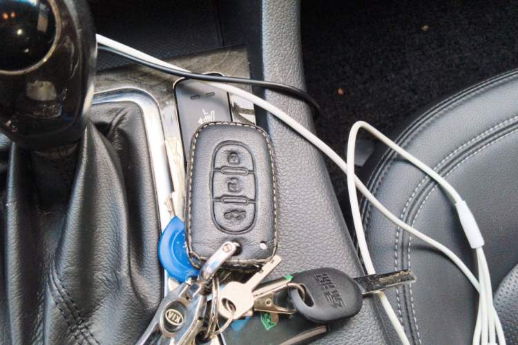 Used Kia K5 2012 2.0L Automatic DLX Vehicle Key