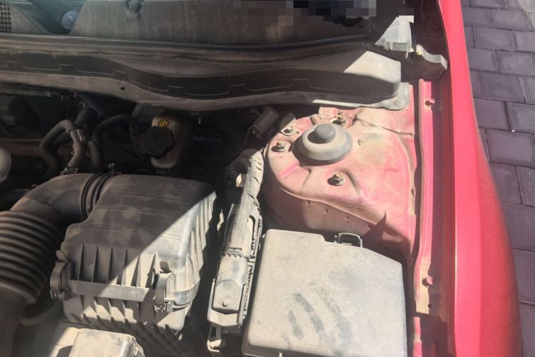 Used Kia K5 2012 2.0L Automatic DLX Engine Bay Left