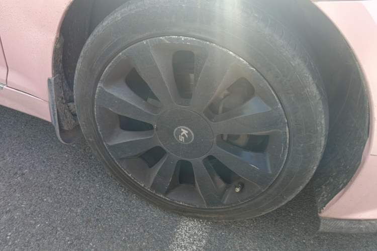 Used Kia K5 2012 2.4L Automatic DLX Right Front Wheel Hub