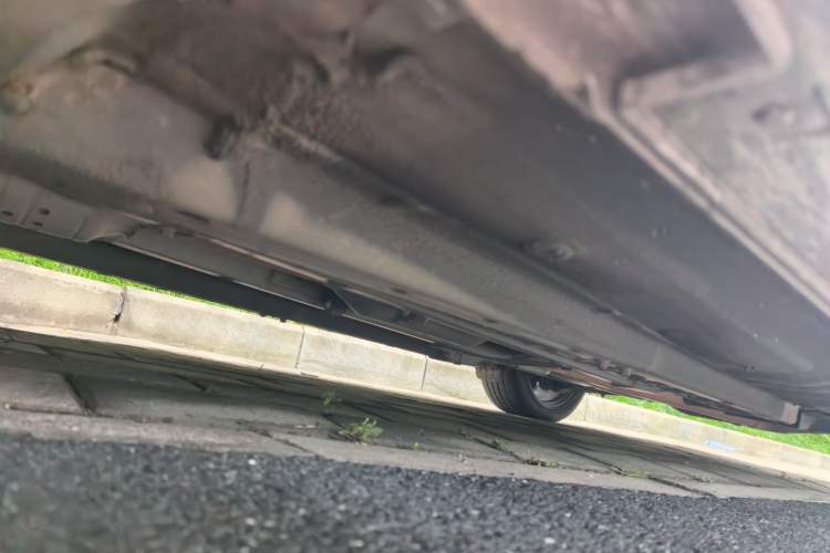 Used Kia K5 2012 2.0L Automatic DLX Chassis Front Left