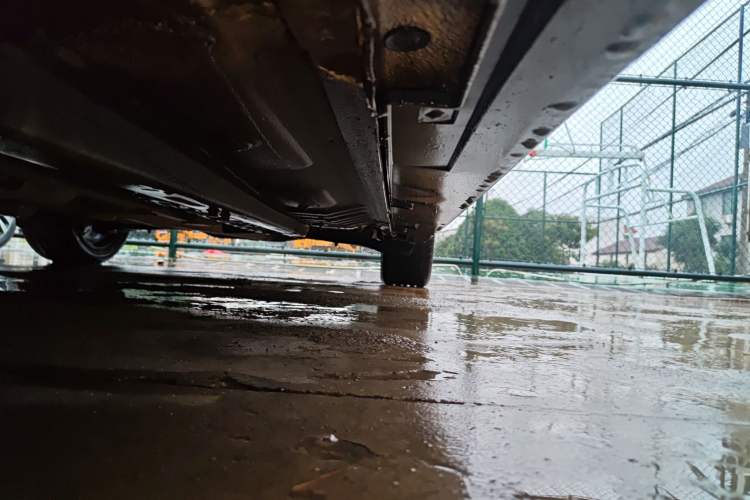 Used Kia K5 2012 2.0L Automatic GLS Chassis Front Left