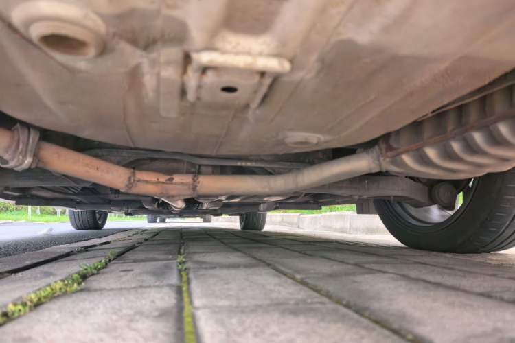 Used Kia K5 2012 2.0L Automatic DLX Chassis Rear