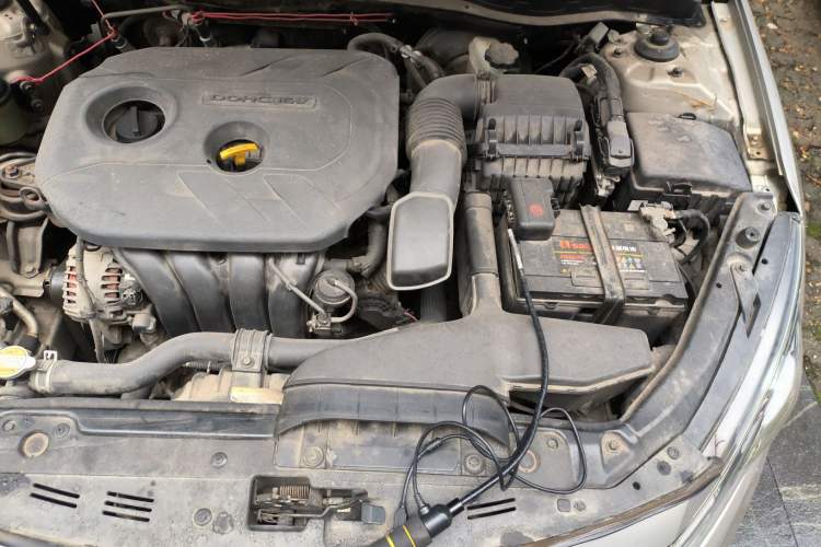 Used Kia K5 2012 2.0L Automatic DLX Engine Bay Left