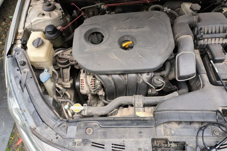 Used Kia K5 2012 2.0L Automatic DLX Engine Bay Right