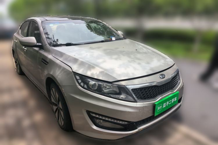 Used Kia K5 2012 2.0L Automatic DLX Front Right 45 Deg