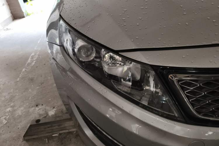 Used Kia K5 2012 2.0L Automatic GLS Right Front Headlight