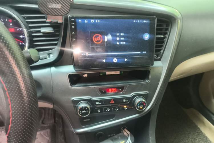 Used Kia K5 2012 2.0L Manual GL Audio And AC Panel