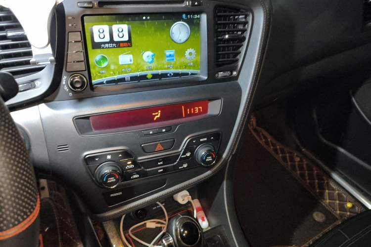 Used Kia K5 2012 2.0L Automatic DLX Audio And AC Panel