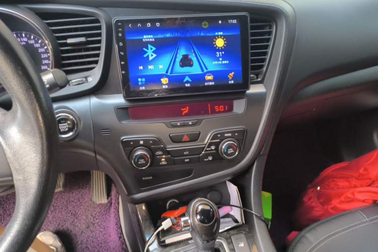 Used Kia K5 2012 2.0L Automatic DLX Special Edition Audio And AC Panel