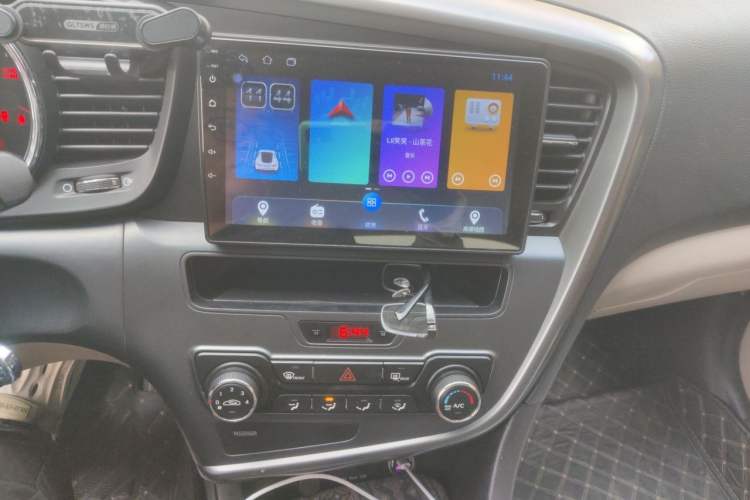 Used Kia K5 2012 2.0L Automatic GL Audio And AC Panel