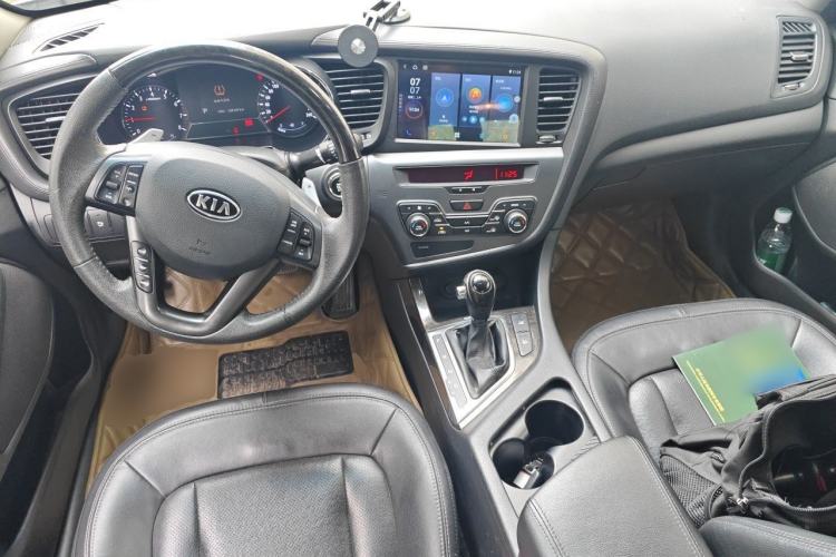 Used Kia K5 2012 2.0L Automatic Premium Center Console