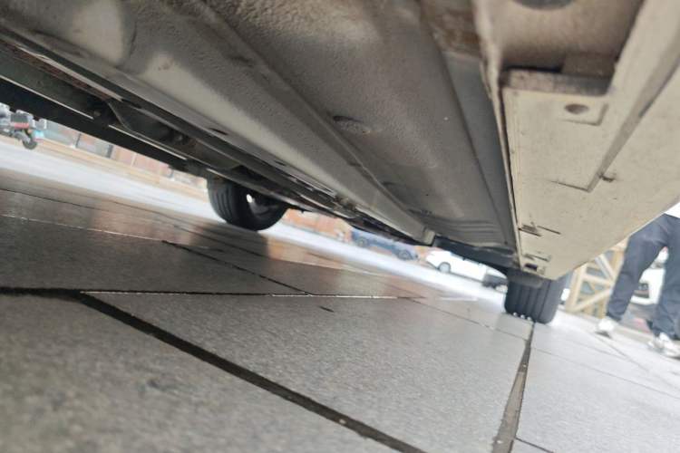 Used Kia K5 2012 2.0L Automatic DLX Chassis Front Left
