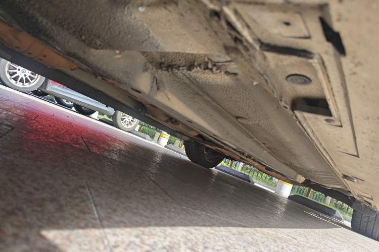 Used Kia K5 2012 2.0L Automatic DLX Chassis Front Left